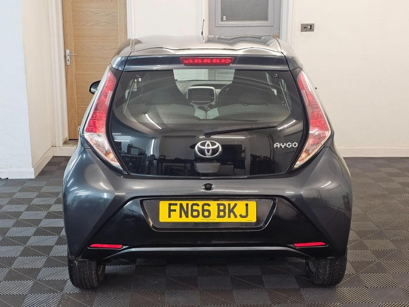 TOYOTA AYGO