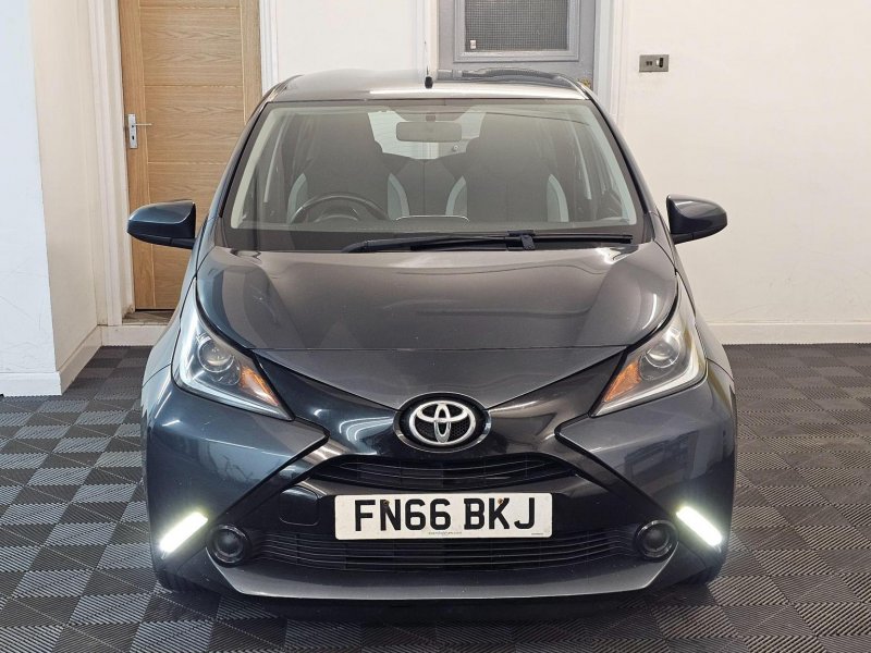 TOYOTA AYGO