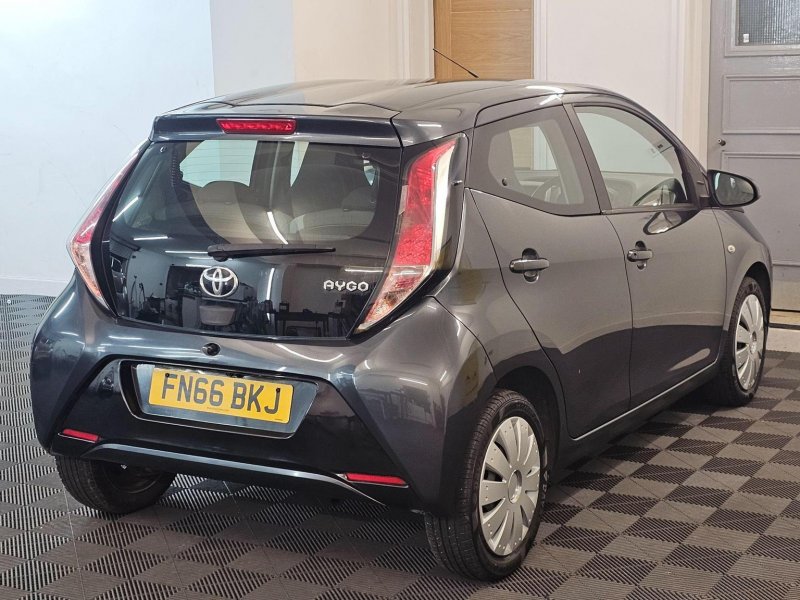TOYOTA AYGO