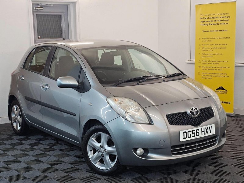 TOYOTA YARIS