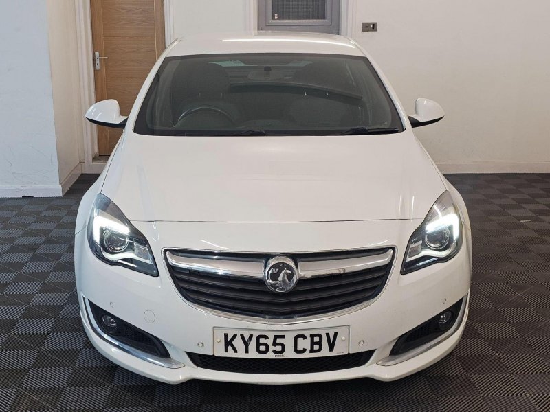 VAUXHALL INSIGNIA