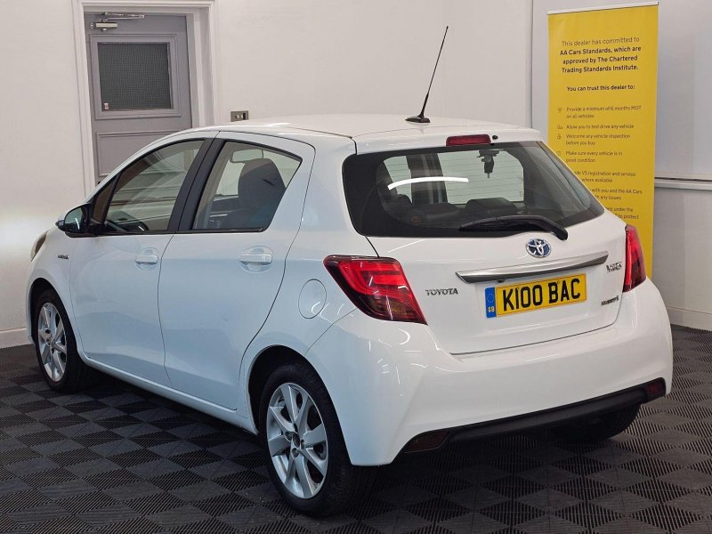 TOYOTA YARIS