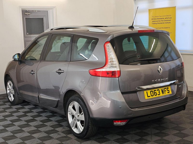 RENAULT GRAND SCENIC