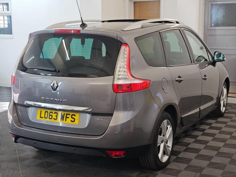 RENAULT GRAND SCENIC