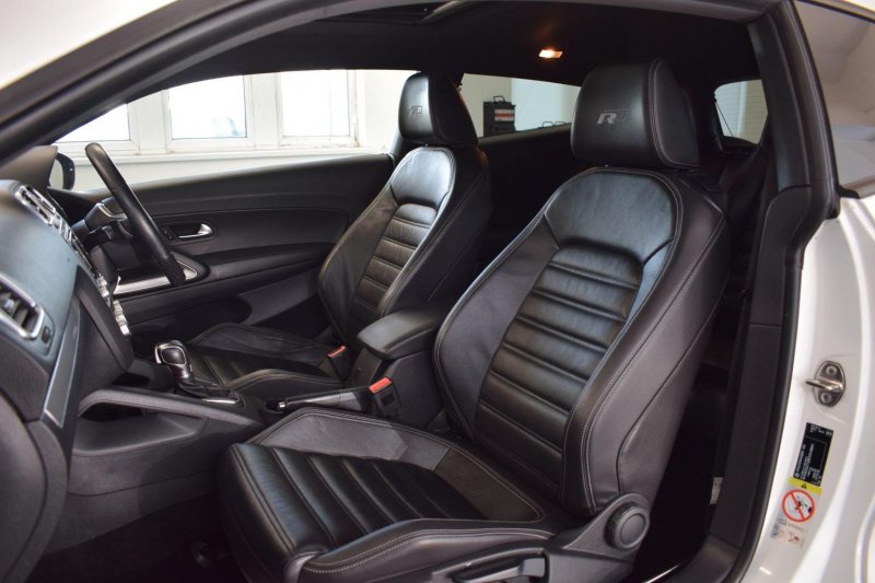 VOLKSWAGEN SCIROCCO