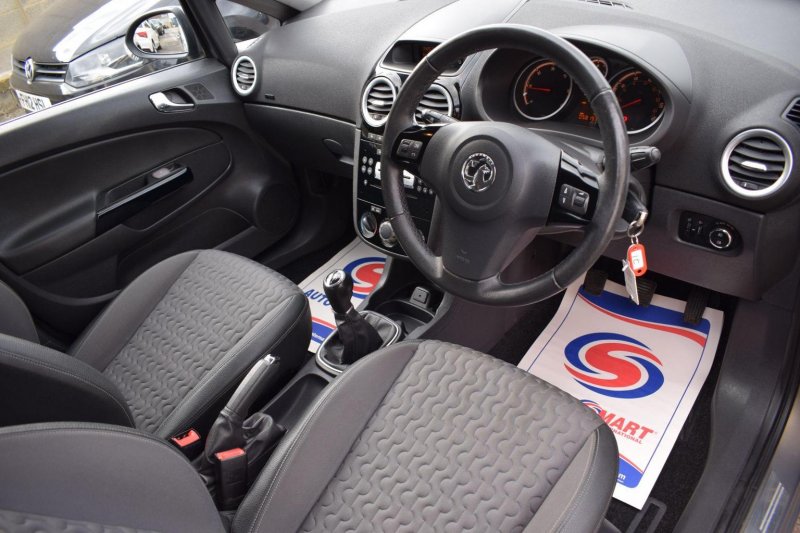 VAUXHALL CORSA