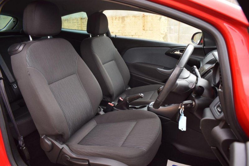 VAUXHALL ASTRA GTC