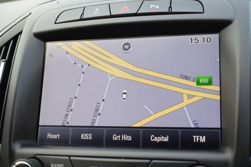 VAUXHALL INSIGNIA