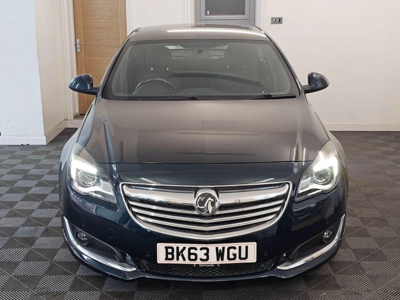 VAUXHALL INSIGNIA