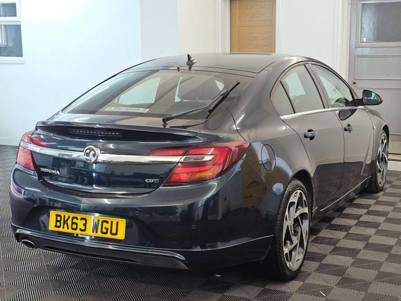 VAUXHALL INSIGNIA
