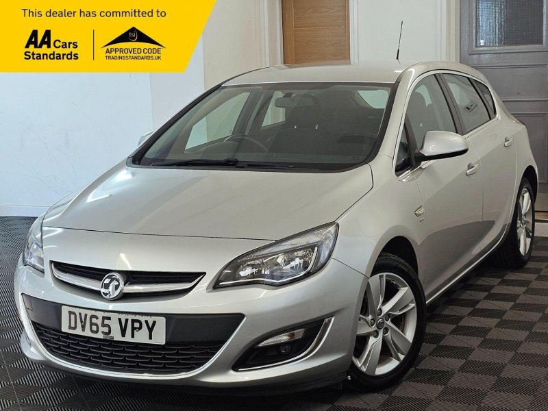 VAUXHALL ASTRA