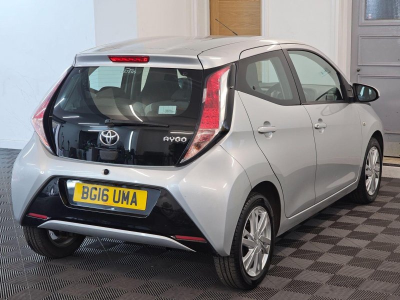 TOYOTA AYGO