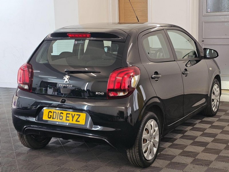 PEUGEOT 108