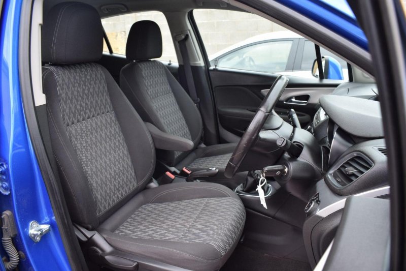 VAUXHALL MOKKA