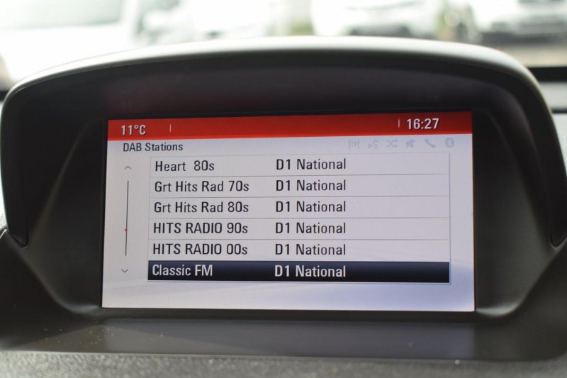 VAUXHALL MOKKA
