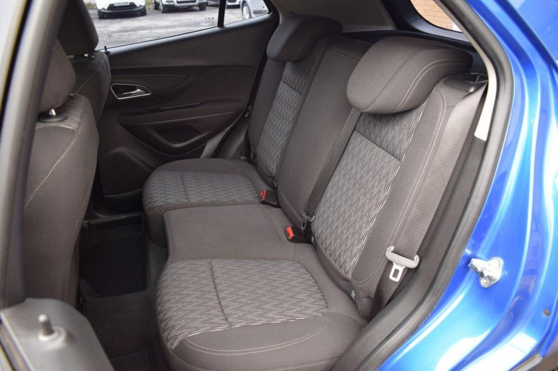 VAUXHALL MOKKA