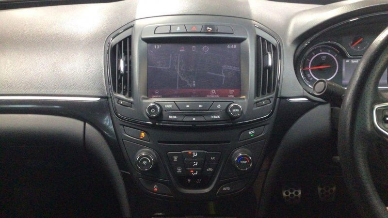 VAUXHALL INSIGNIA