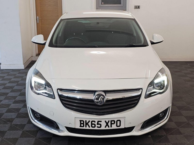 View VAUXHALL INSIGNIA 2.0 CDTi ecoFLEX SRi Nav Euro 5 (s/s) 5dr
