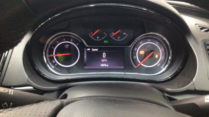 VAUXHALL INSIGNIA