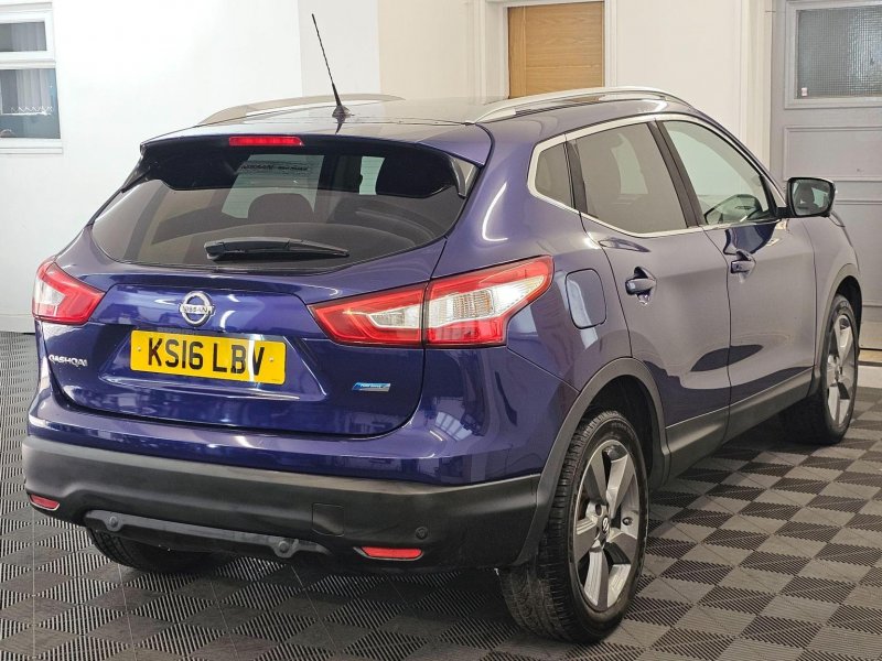 NISSAN QASHQAI