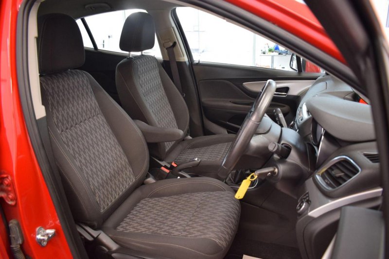 VAUXHALL MOKKA