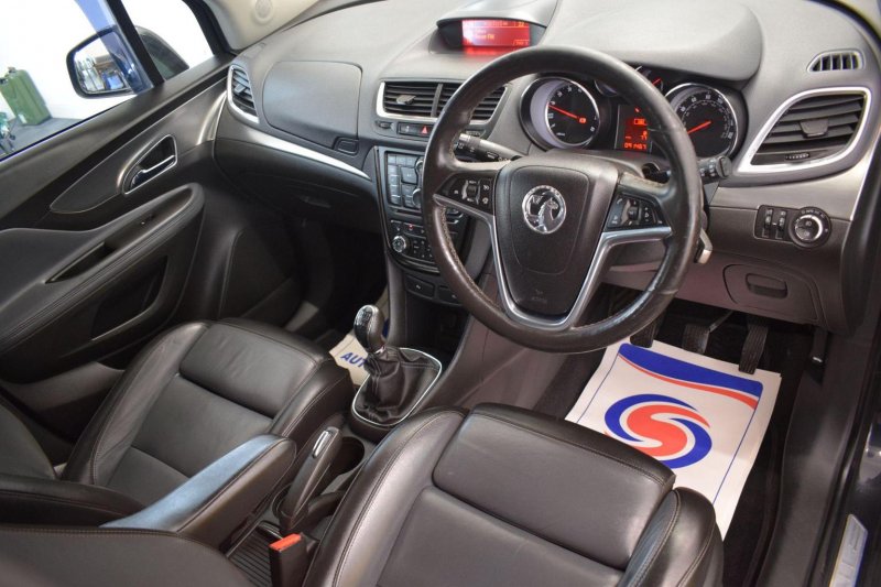 VAUXHALL MOKKA