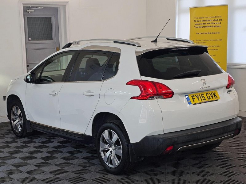 PEUGEOT 2008