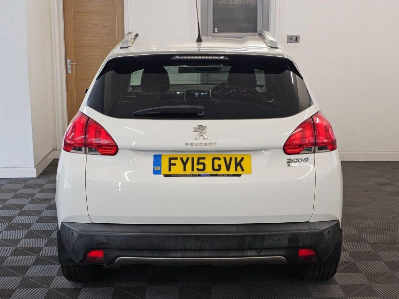 PEUGEOT 2008