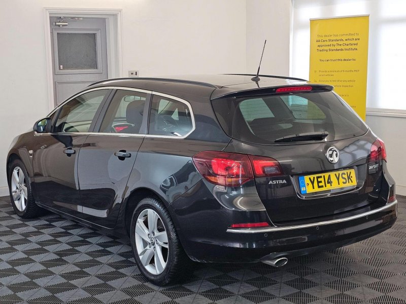 VAUXHALL ASTRA