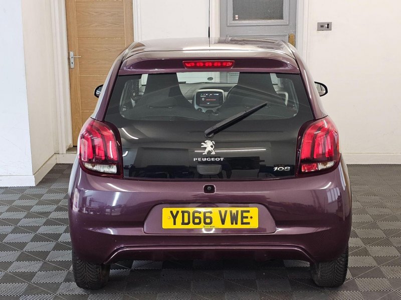 PEUGEOT 108