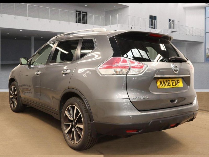 View NISSAN X-TRAIL 1.6 dCi Tekna 4WD Euro 6 (s/s) 5dr
