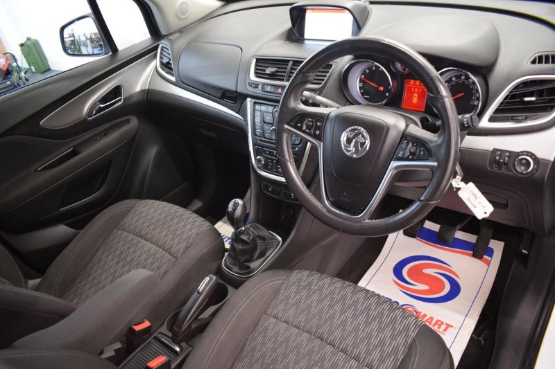 VAUXHALL MOKKA
