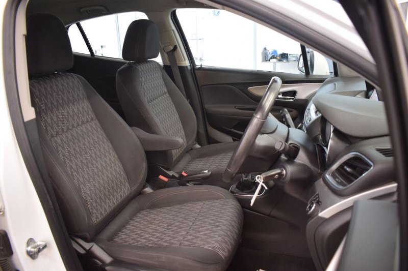 VAUXHALL MOKKA