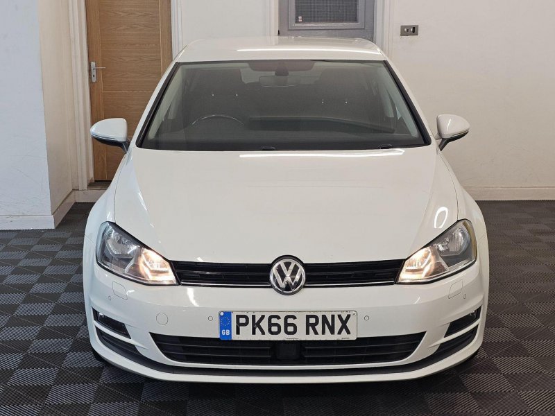 View VOLKSWAGEN GOLF 1.6 TDI BlueMotion Tech Match Edition DSG Euro 6 (s/s) 5dr
