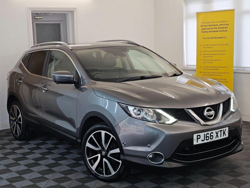 View NISSAN QASHQAI 1.5 dCi Tekna 2WD Euro 6 (s/s) 5dr