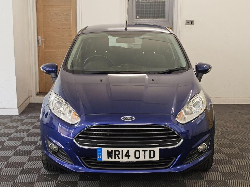 View FORD FIESTA 1.0T EcoBoost Zetec Euro 5 (s/s) 5dr