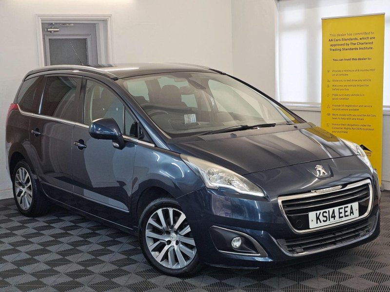 View PEUGEOT 5008 2.0 HDi Allure Auto Euro 5 5dr