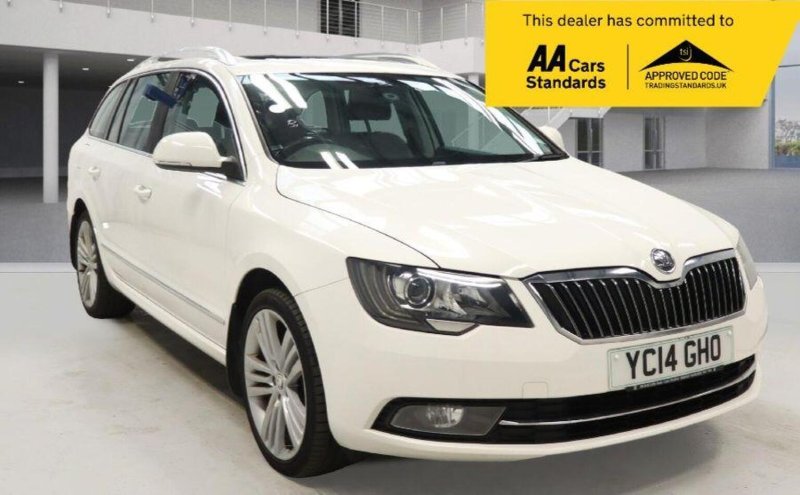 View SKODA SUPERB 2.0 TDI Elegance DSG Euro 5 (s/s) 5dr